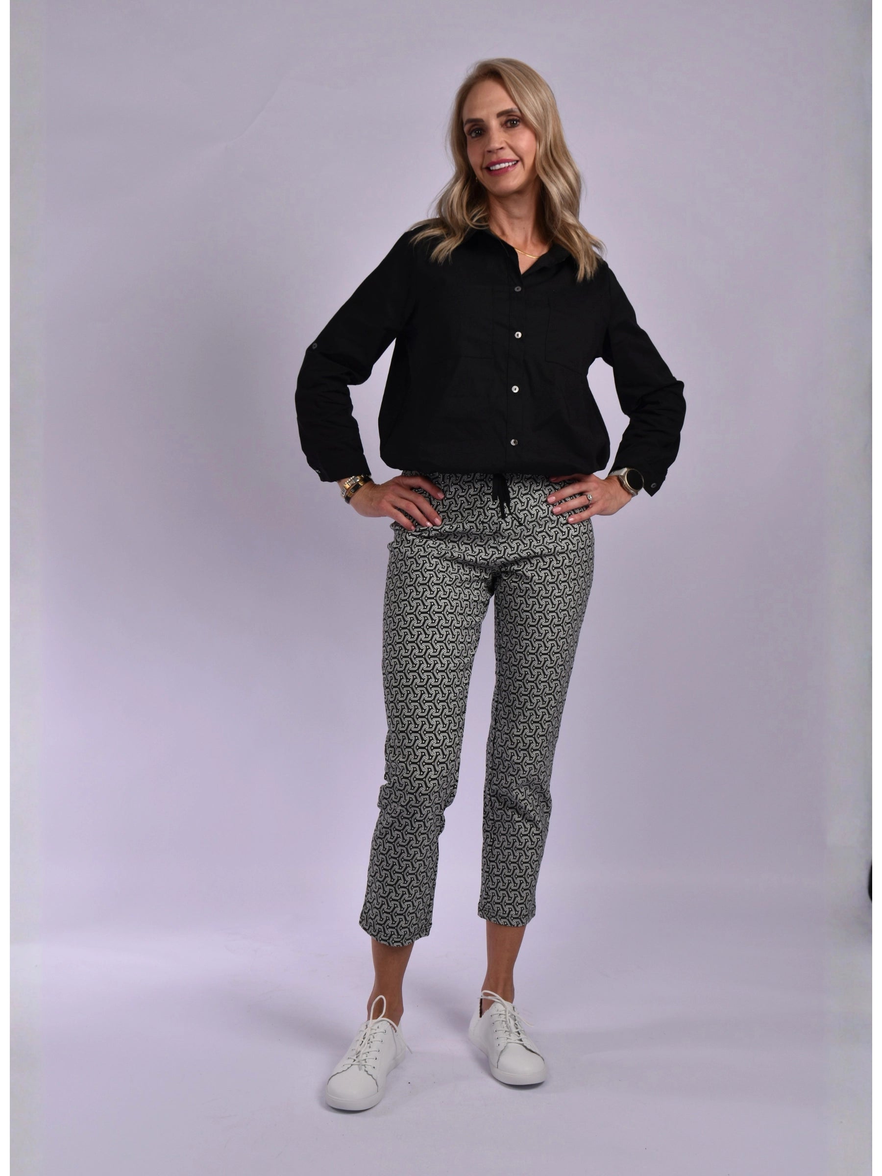 JOLIE BLACK BEIGE JEANET PANTS
