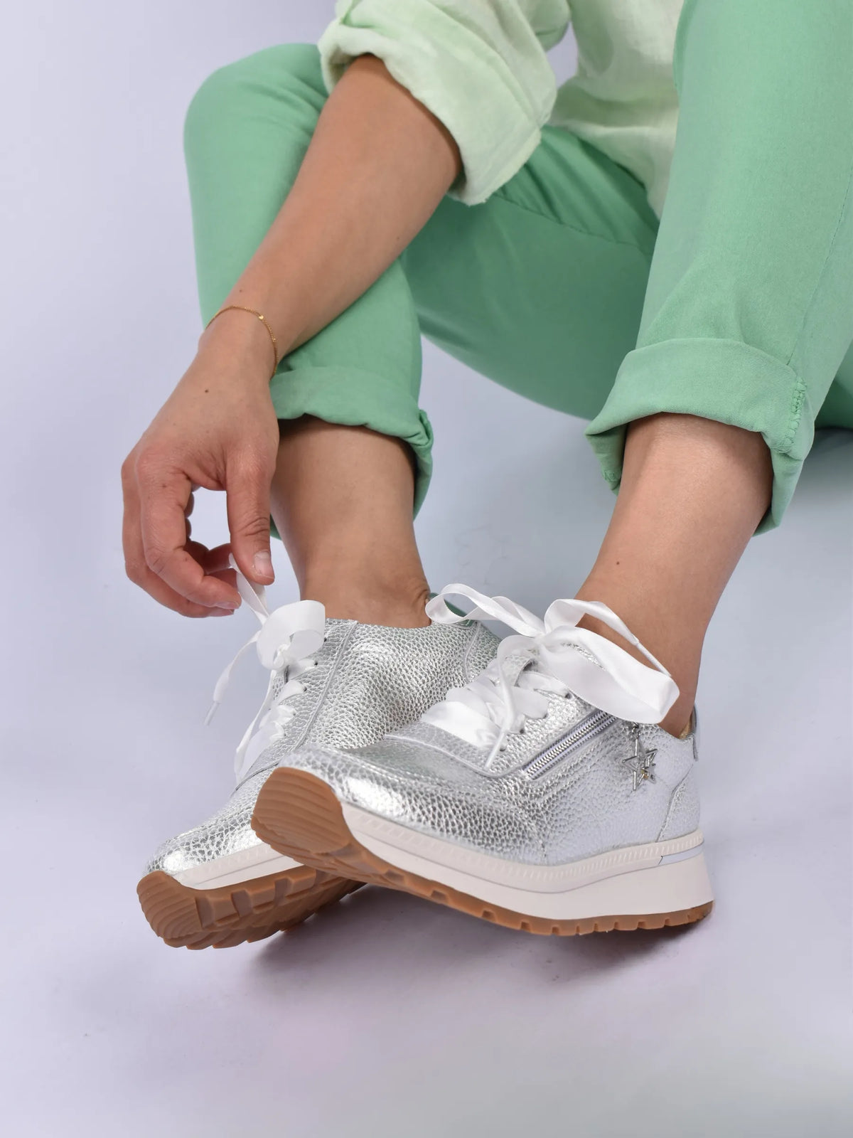 Julz Nina Sneaker