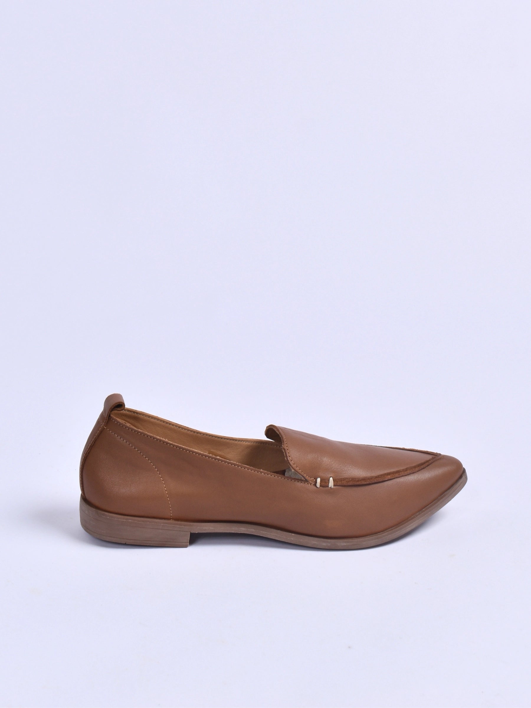 BUENO BLACK MOCCASIN