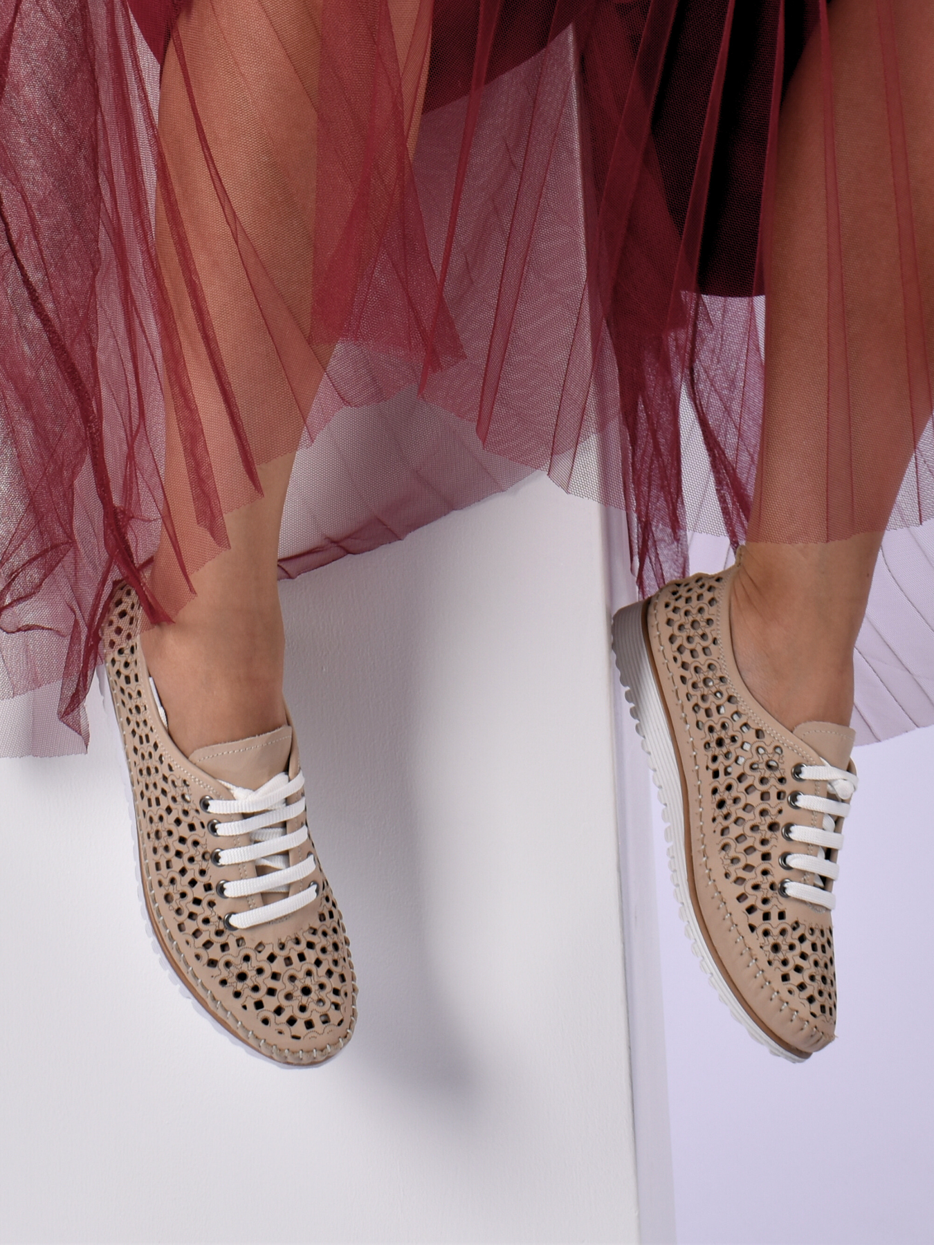JOLIE BEIGE LEATHER SNEAKER