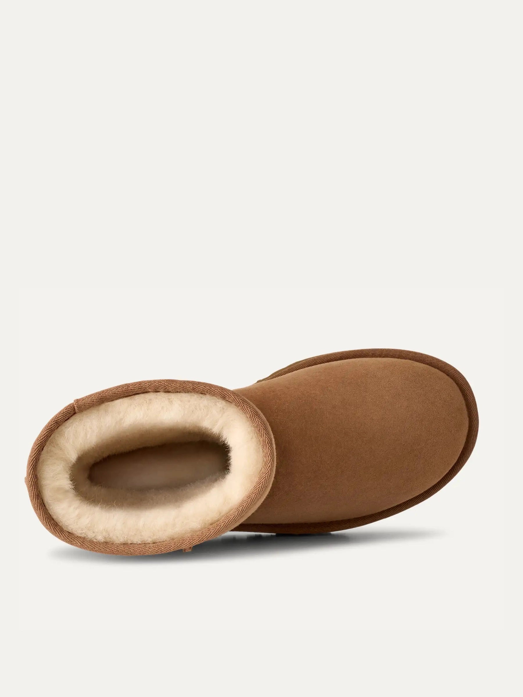UGG CHESTNUT CLASSIC SHORT II BOOT