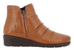 HUSH PUPPIES TAN HAYLEE BOOTS