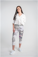 MADE IN ITALY GREY MULTI BUTTERFLY PRINTED PANTS 