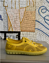 JOLIE YELLOW PATTERN LEATHER SNEAKER 