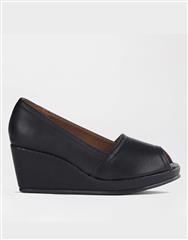 FROGGIE BLACK MULTI PEEP TOE WEDGE