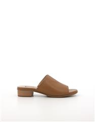 SOFT STYLE TAN ELECTRA SANDAL 